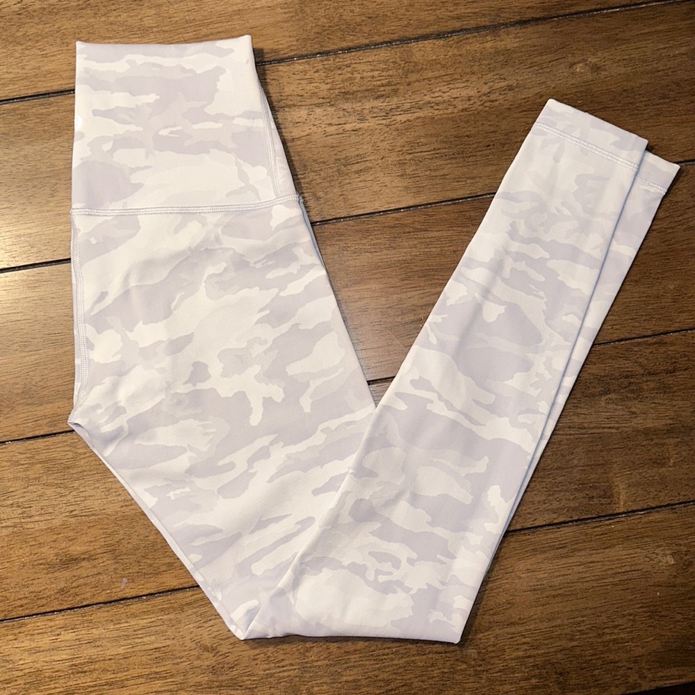 Lululemon Wunder Under